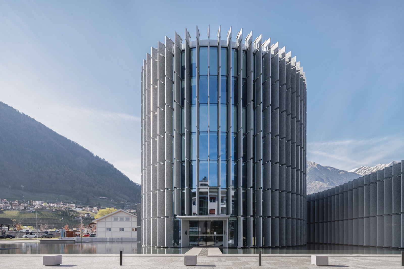 Centrale Alperia a Merano, architettura industriale legata all'energia