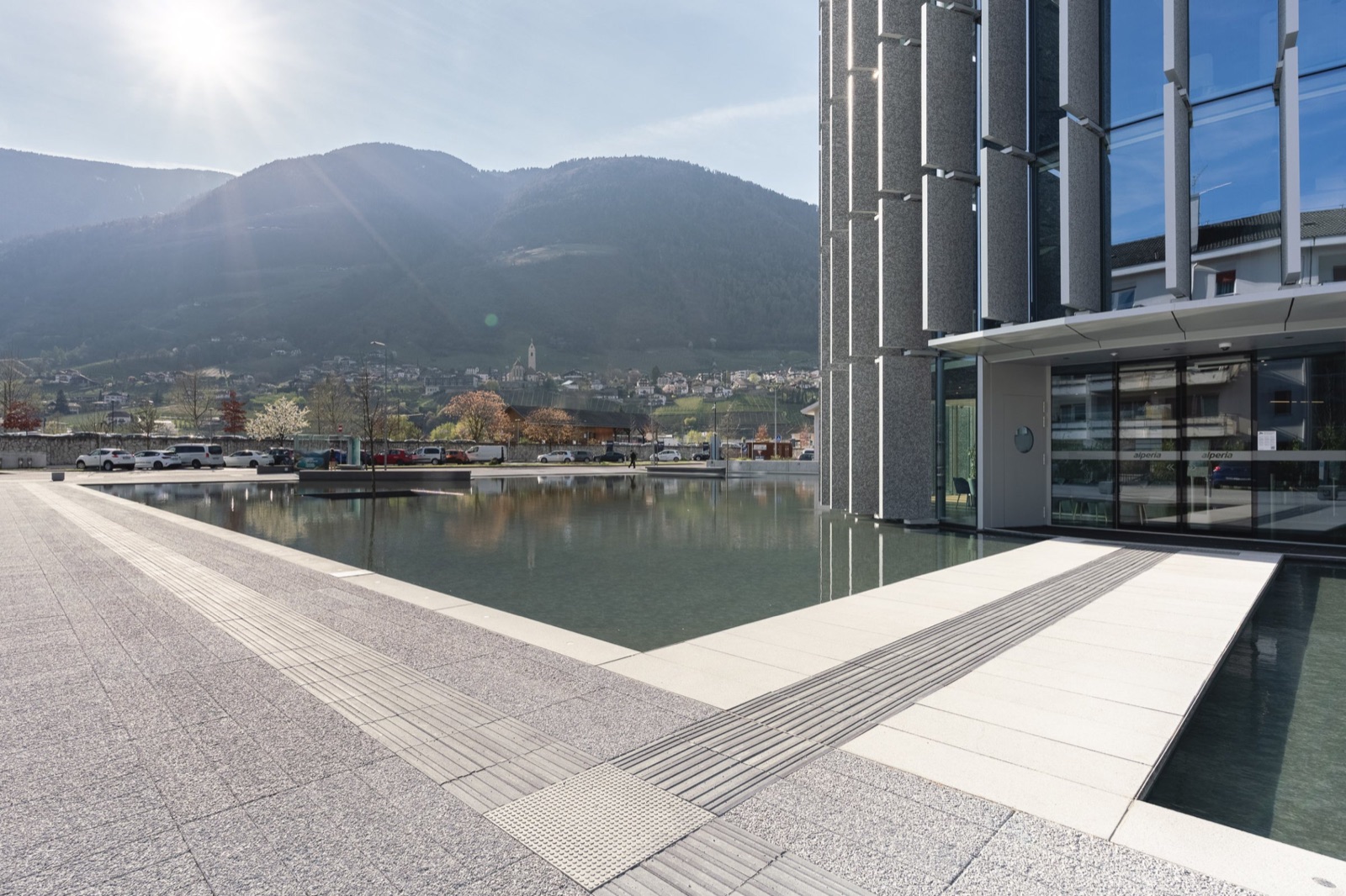 Centrale Alperia a Merano, architettura industriale legata all'energia