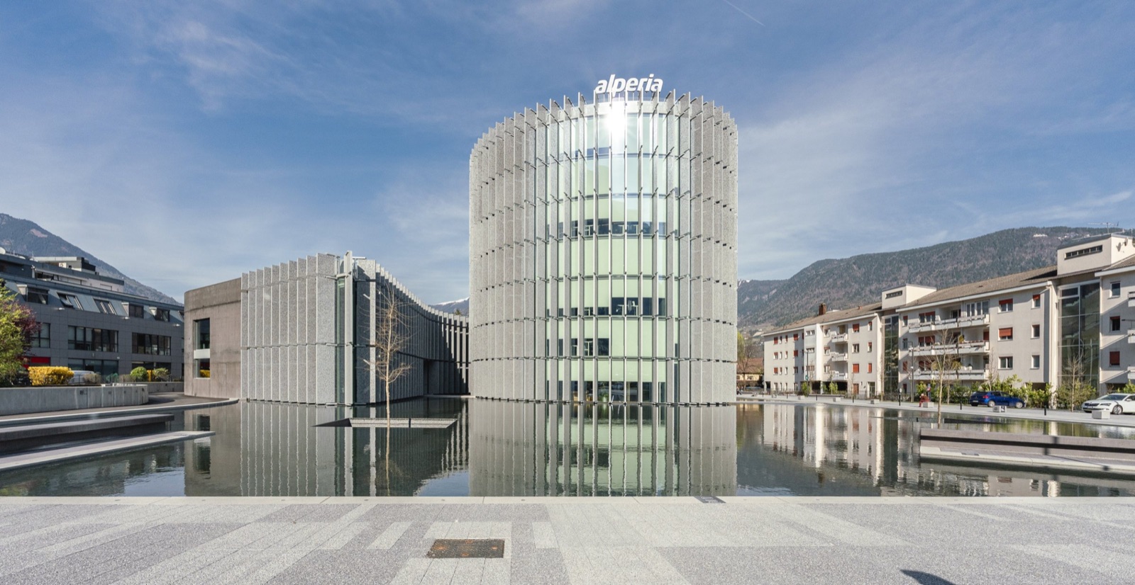 Centrale Alperia a Merano, architettura industriale legata all'energia