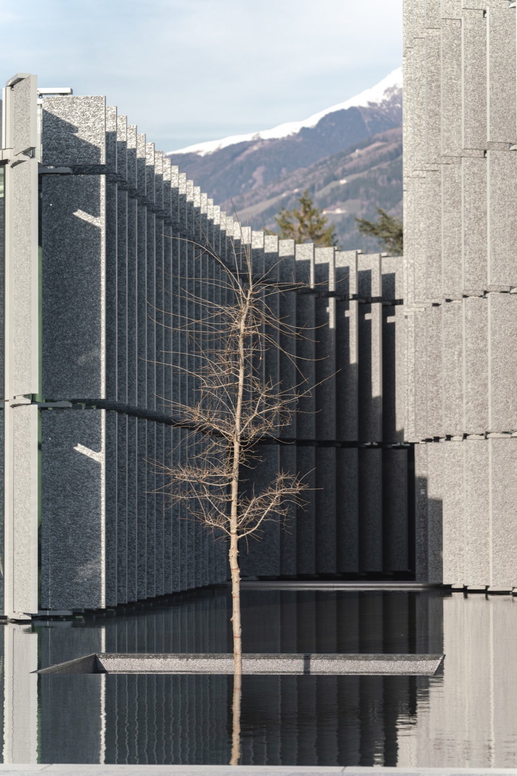 Centrale Alperia a Merano, architettura industriale legata all'energia