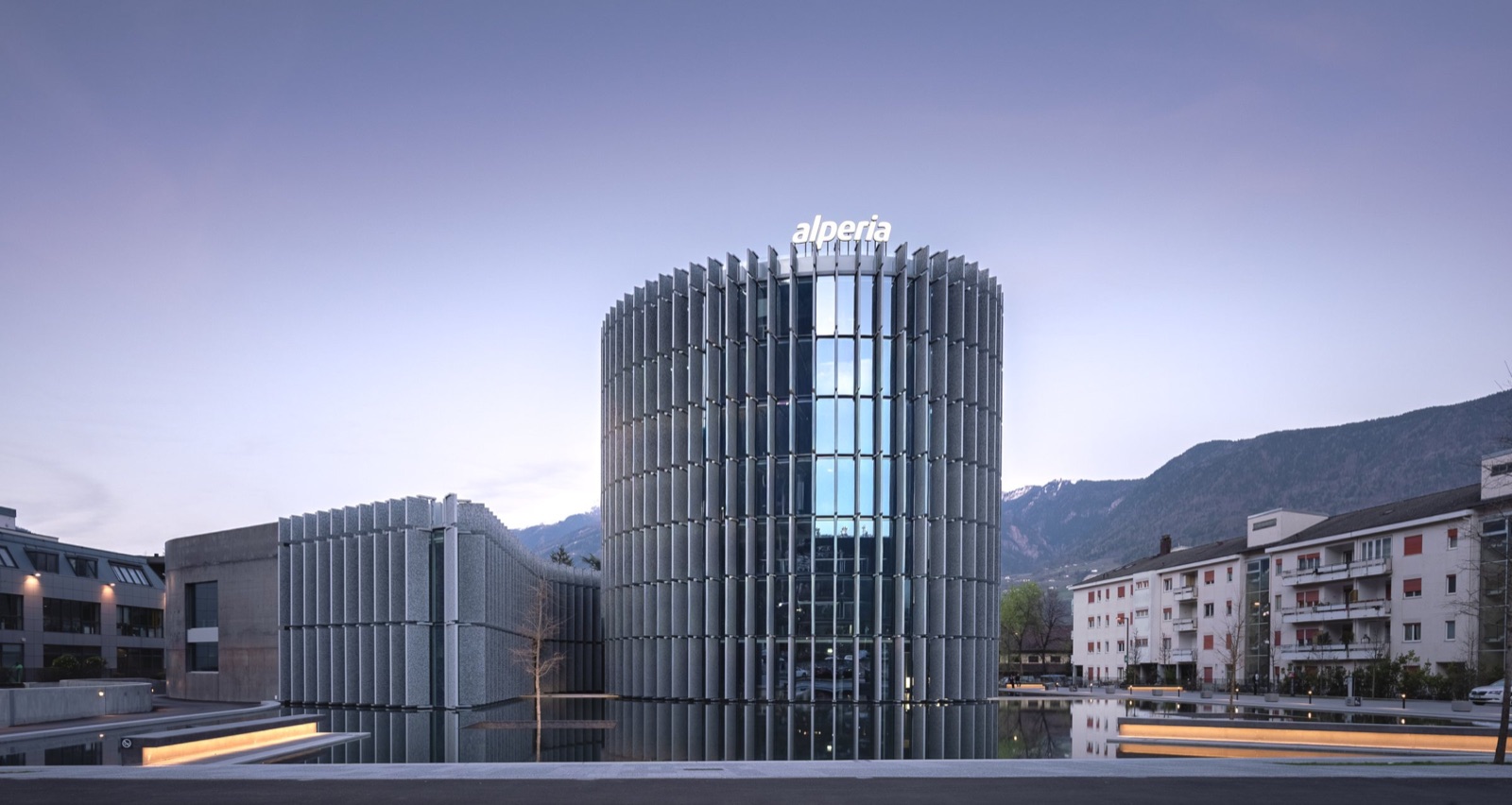 Centrale Alperia a Merano, architettura industriale legata all'energia