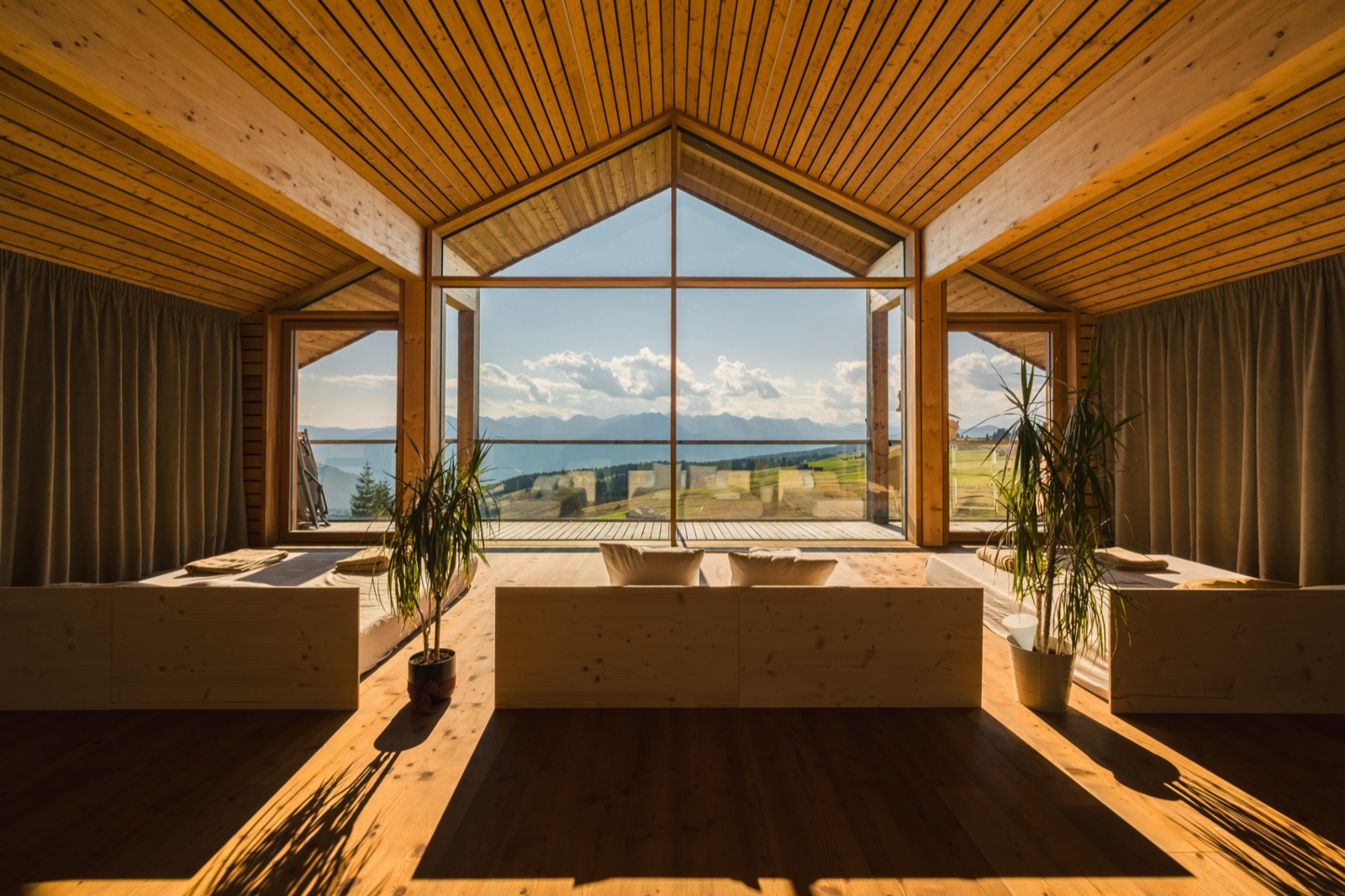 Interni di un hotel in Alto Adige fotografati per il settore turistico