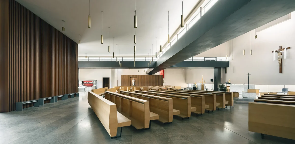 architettura-interni-chiesa-teresa-calcutta