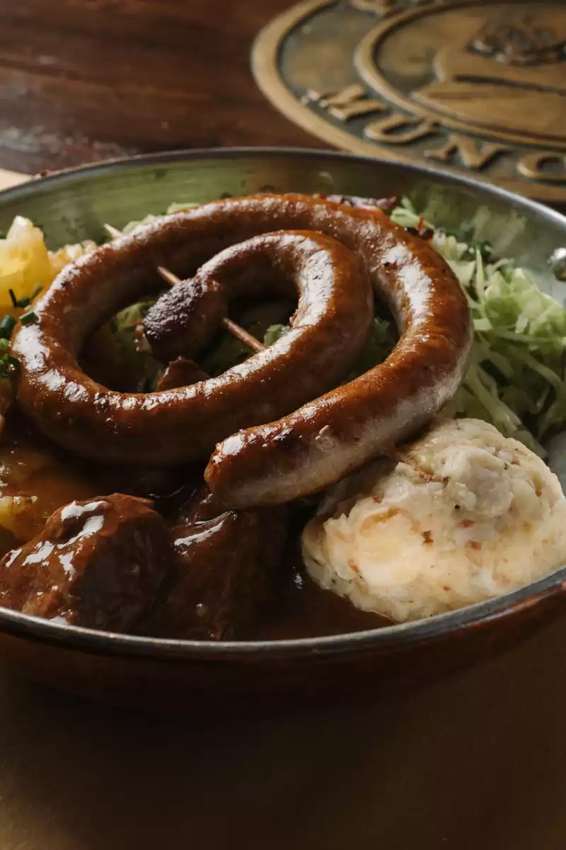 mangiare-food-salsiccia-paulaner-birreria